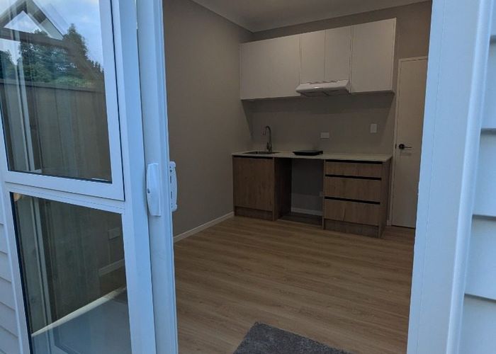  at 2d Hughs Way, Flat Bush, Manukau City, Auckland