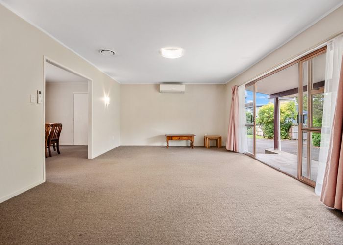  at 7 Matuhi Rise, Henderson, Waitakere City, Auckland