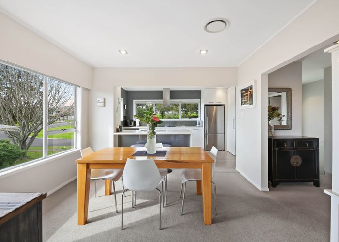  at 34 Sunnyhill Crescent, Sunnyhills, Manukau City, Auckland