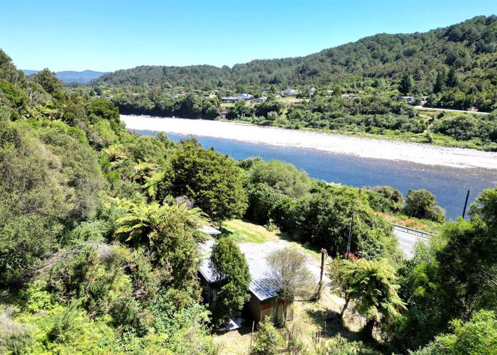  at 1086 State Highway 7, Dobson, Grey, West Coast