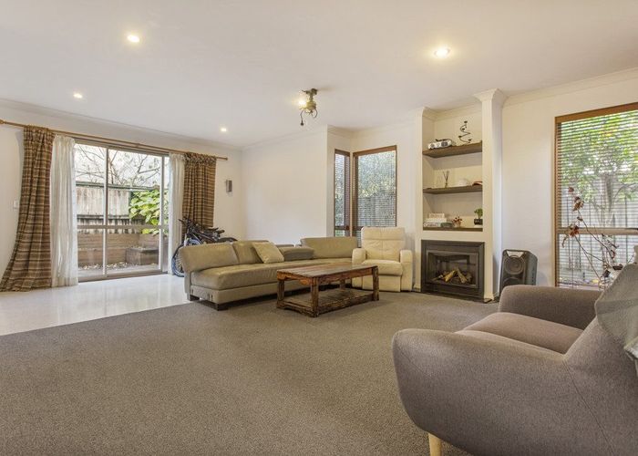  at 15A Tawera Road, Greenlane, Auckland City, Auckland