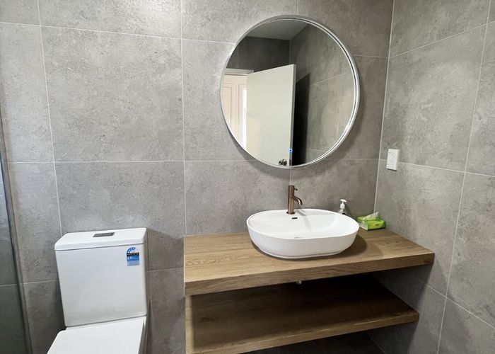  at 24B Marydale Drive, Mount Roskill, Auckland