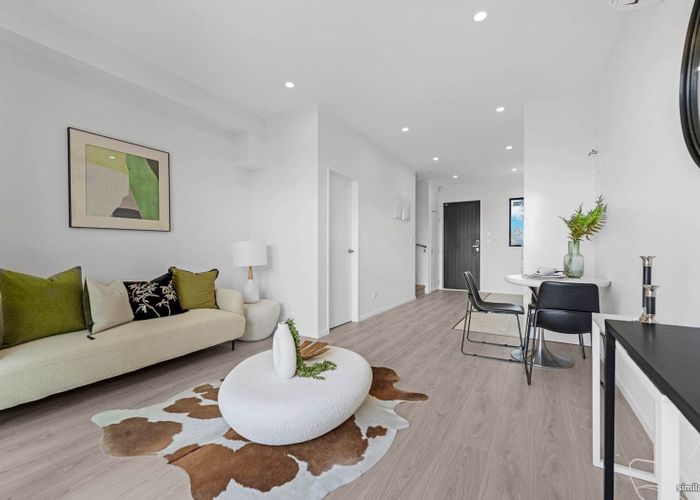  at 15/17 Barneys Farm Road, Clendon Park, Manukau City, Auckland