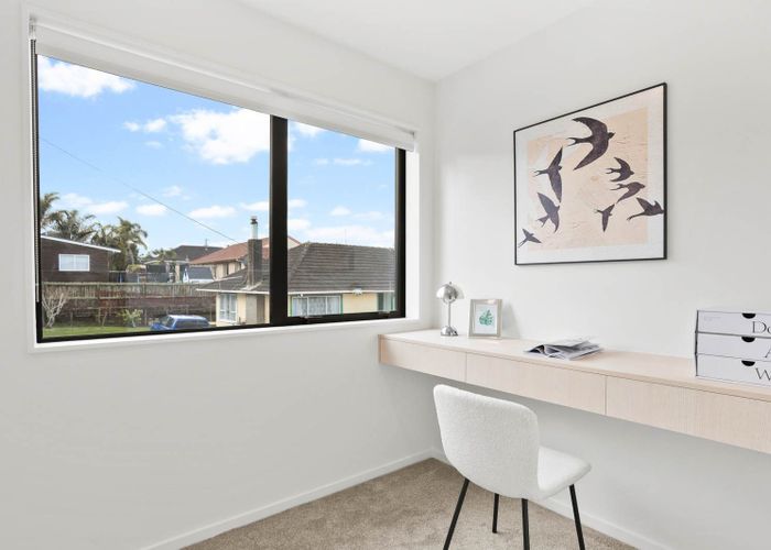  at 8A Ayrton Street, Te Atatu South, Waitakere City, Auckland