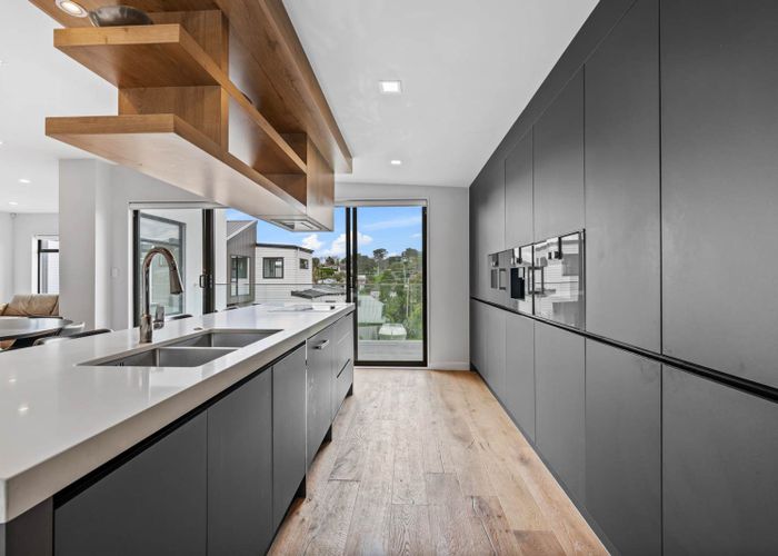  at 3 Montana Avenue, Murrays Bay, North Shore City, Auckland