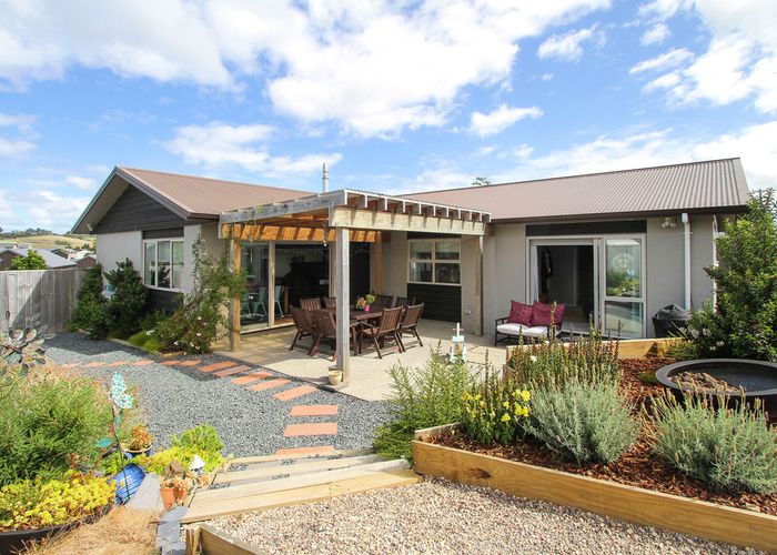  at 16 Magnolia Lane, Helensville