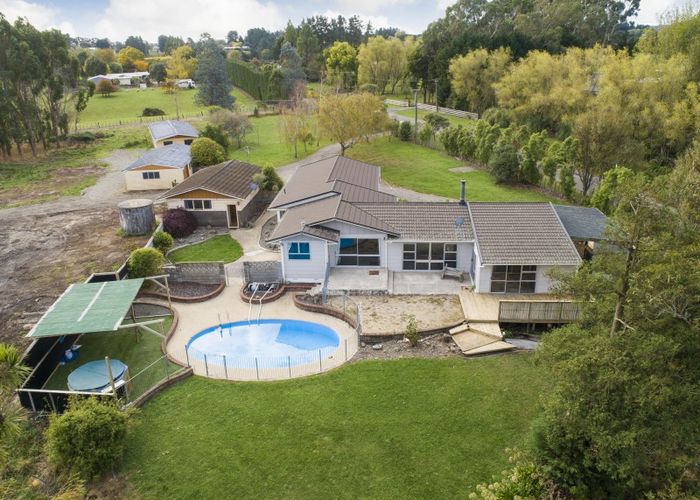  at 11 Hazelhurst Line, Kelvin Grove, Palmerston North