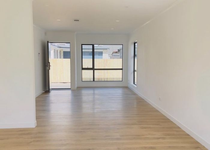  at 127C Russell rd, Manurewa, Manukau City, Auckland