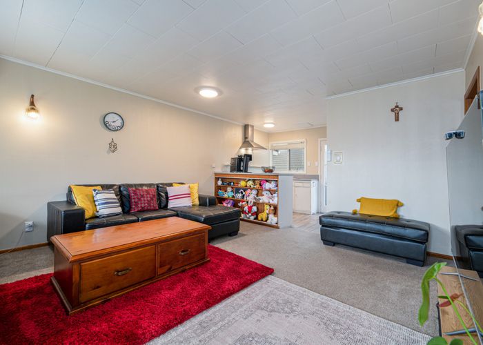  at 2/29 Nikau Street, New Lynn, Auckland