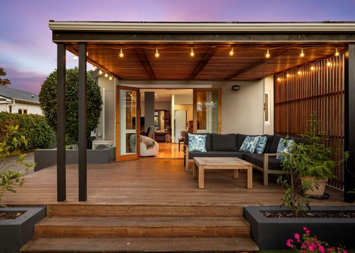  at 19 Birdwood Avenue, Beckenham, Christchurch City, Canterbury