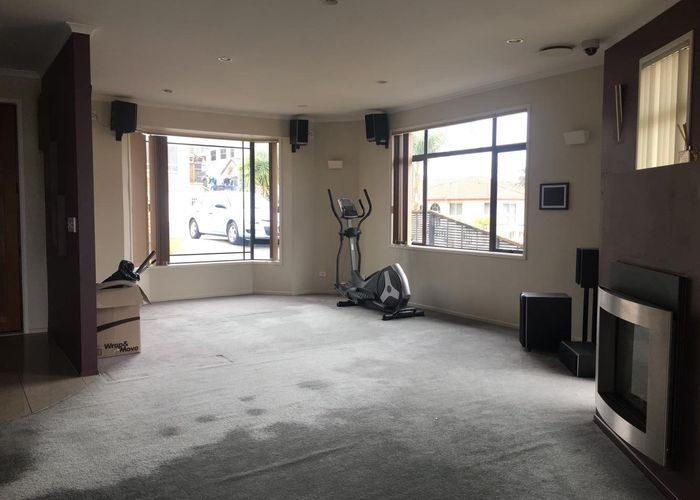  at 3 Enclave, Totara Heights, Manukau City, Auckland