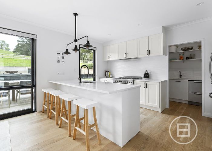  at 276A Glenmore Road, Albany
