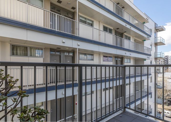  at 611/11 Union Street, Auckland Central, Auckland