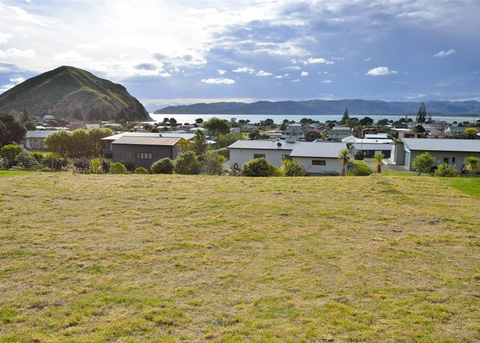  at 13 Puka Place, Māhia