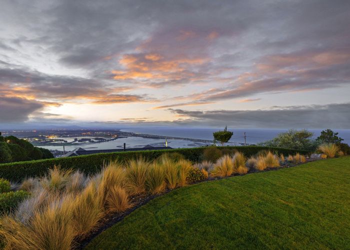 For sale 342 Mt Pleasant Road, Mount Pleasant, Christchurch City