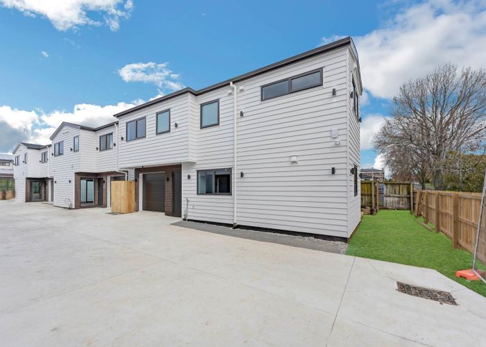  at Lot 5/19 Woolfield Road, Papatoetoe, Manukau City, Auckland