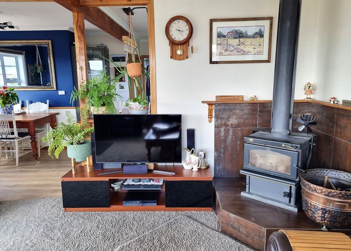  at 27 Pitt Street, Riverton