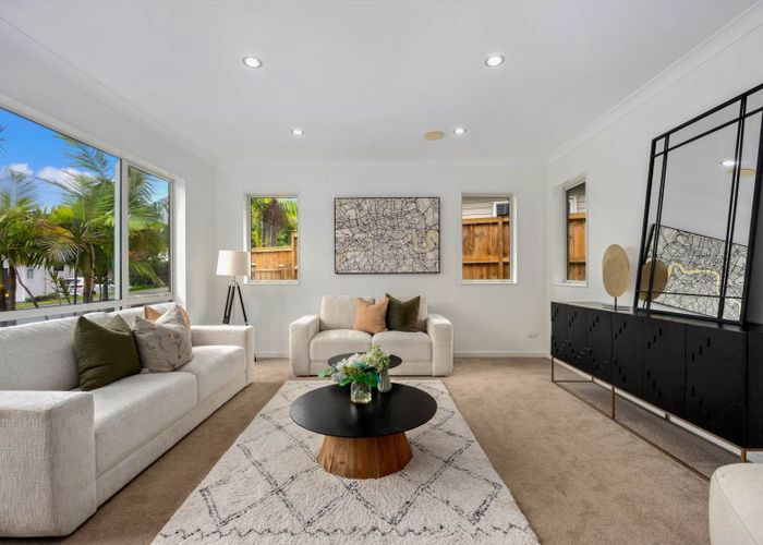  at 60 Huntington Park Drive, Greenhithe, North Shore City, Auckland