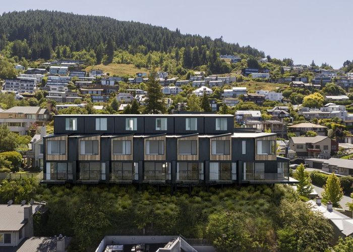  at 7 Salmond Place, Town Centre, Queenstown-Lakes, Otago