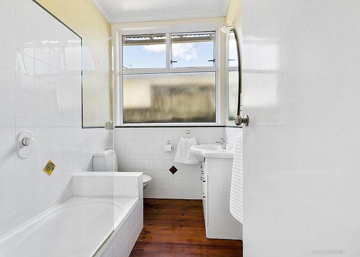  at 9 Newcombe Crescent, Karori, Wellington, Wellington