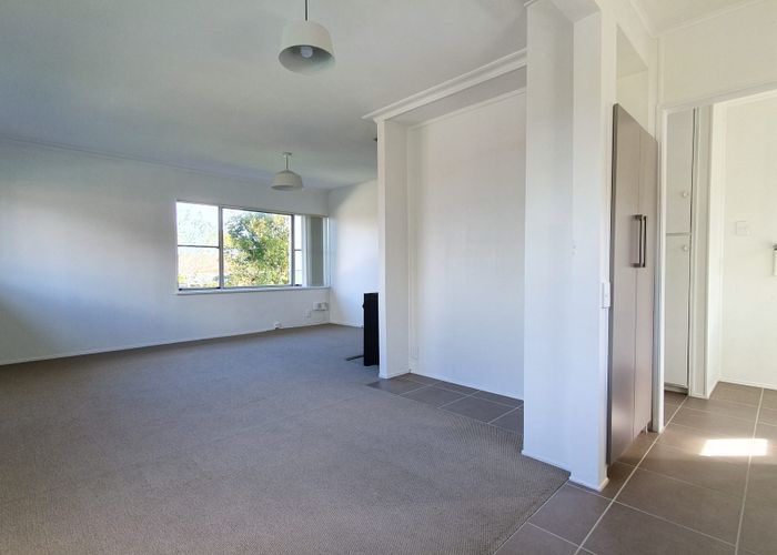  at 2/44 Moore St, Howick, Manukau City, Auckland