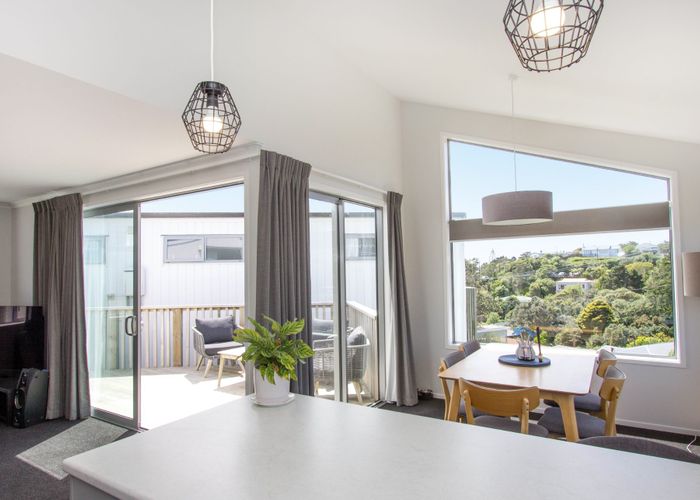  at 36 Lyndfield Lane, Newlands, Wellington