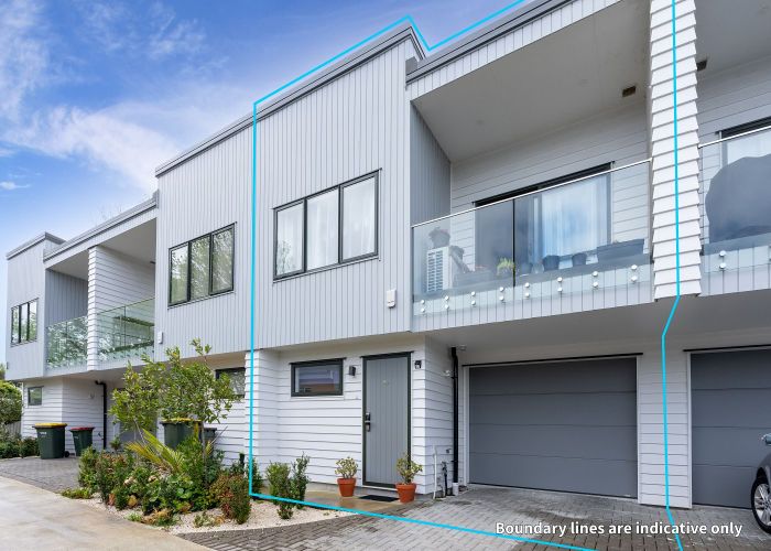  at 9C Matuhi Rise, Henderson, Waitakere City, Auckland