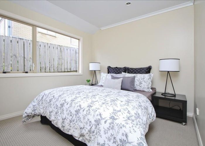  at 20 Genesis Place, Flat Bush, Manukau City, Auckland