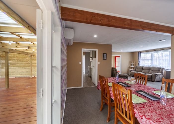  at 1 Laws Place, Pirimai, Napier