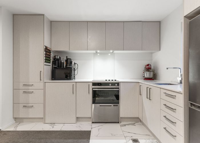  at 3/6 St Leonards Road, Kelston, Waitakere City, Auckland