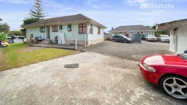  at 12 Bolton Place, Otara, Auckland