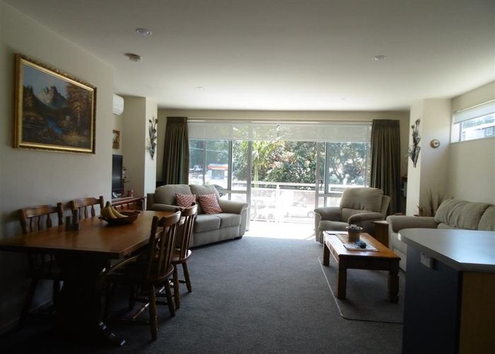  at B4/30-36 Bay Palms, Bute Road, Browns Bay, North Shore City, Auckland