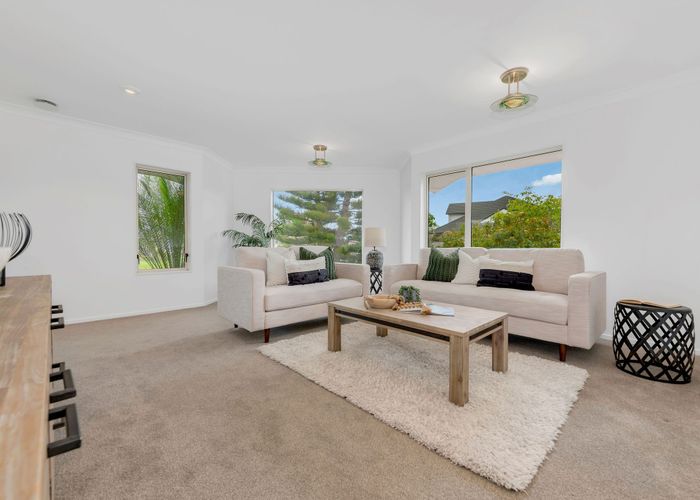  at 1 Keswick Close, Northpark, Manukau City, Auckland