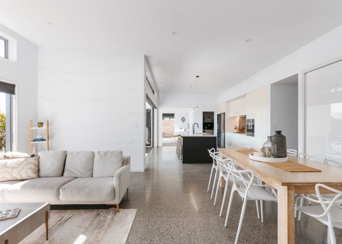  at 2 Makura Drive, Papamoa Beach, Papamoa