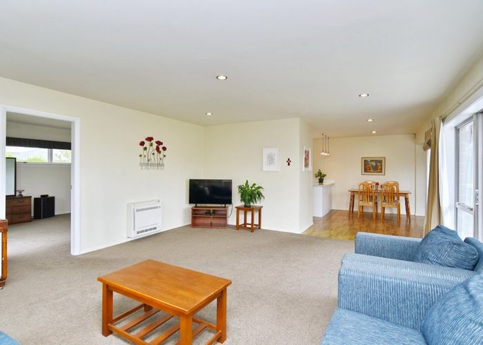  at 4 Mcfaddens Road, St Albans, Christchurch