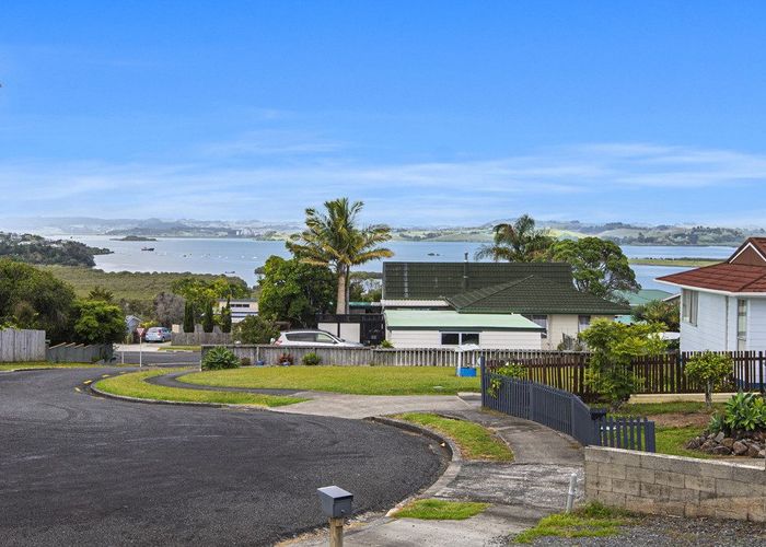  at 7 Leonard Place, Onerahi, Whangarei