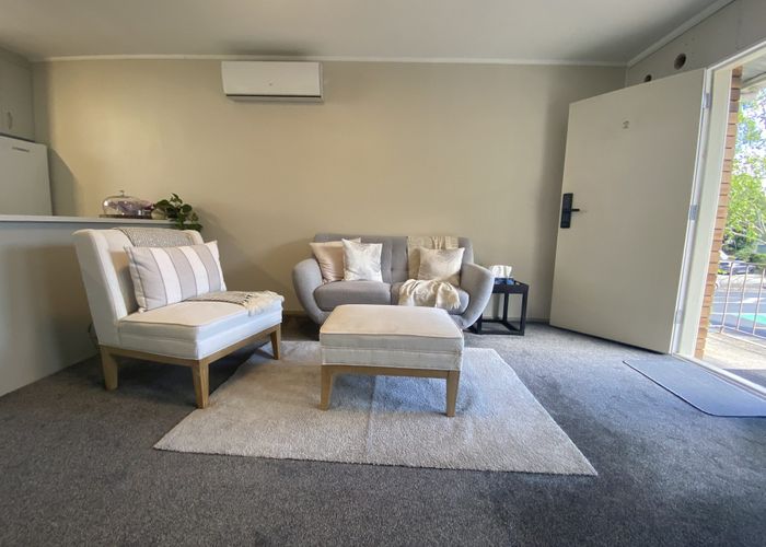  at 2/328 Mount Eden Road, Mount Eden, Auckland City, Auckland