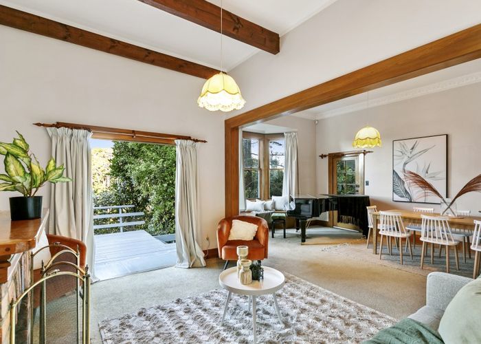  at 61A Garden Road, Northland, Wellington