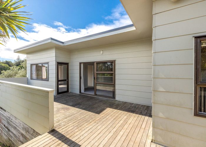  at 69 Ocean Road, Surfdale, Waiheke Island, Auckland
