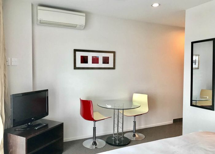  at 1004/17 Amersham Way, Manukau, Manukau City, Auckland