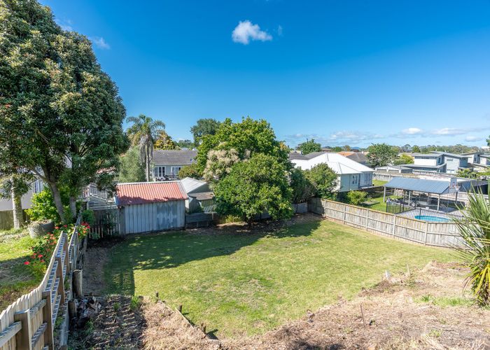  at 14 Naylor Street, Hamilton East, Hamilton