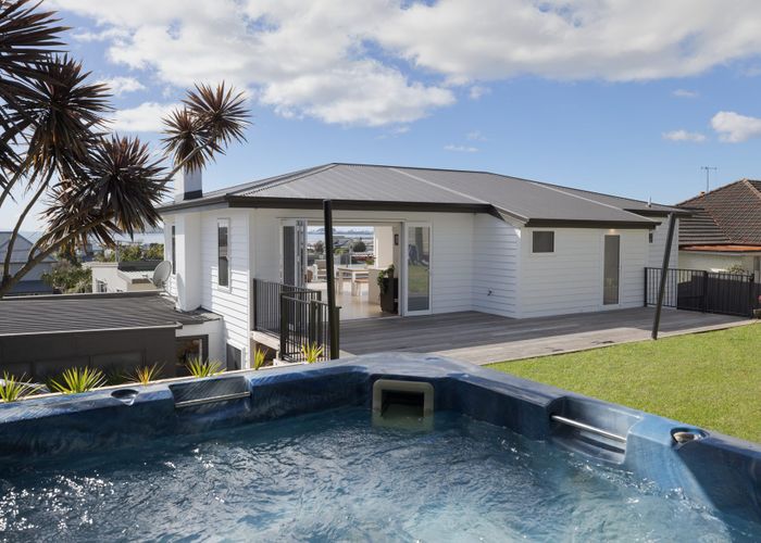 at 31 Seaview Road, Otumoetai, Tauranga