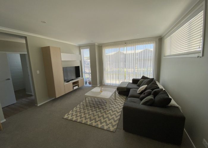  at 79 Karepiro Drive, Stanmore Bay, Whangaparaoa