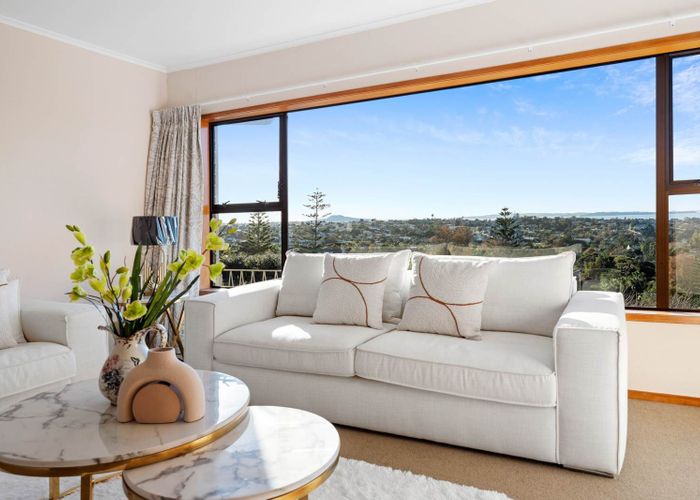  at 166 Sandspit Road, Shelly Park, Auckland