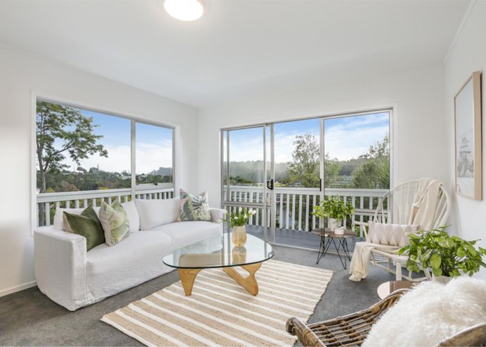 at 1/15 Simon Ellice Drive, Bayview, Auckland