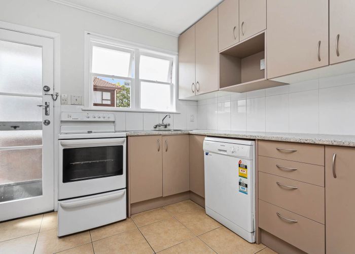  at 1/25 Queen Mary Avenue, Epsom, Auckland