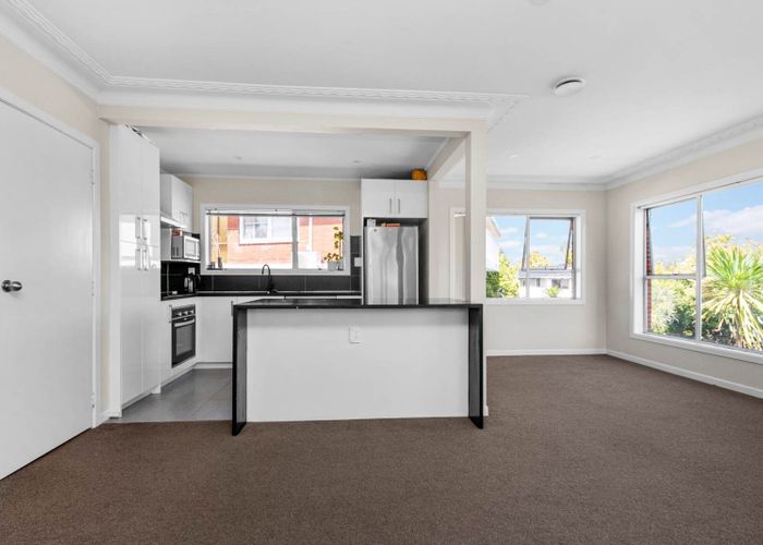  at 4/16 Fairway Drive, Mount Roskill, Auckland City, Auckland
