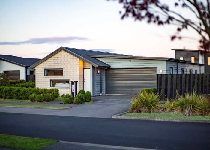  at 8 Probert Crescent, Chartwell, Hamilton, Waikato