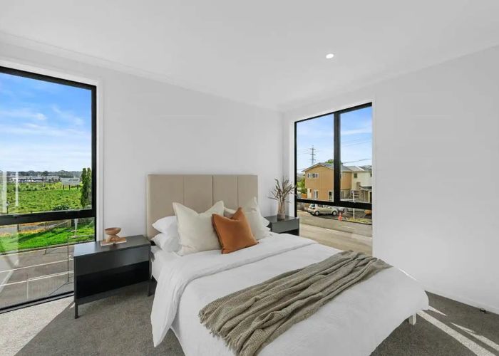  at 8 Paapaakiri Loop, Takanini, Papakura, Auckland