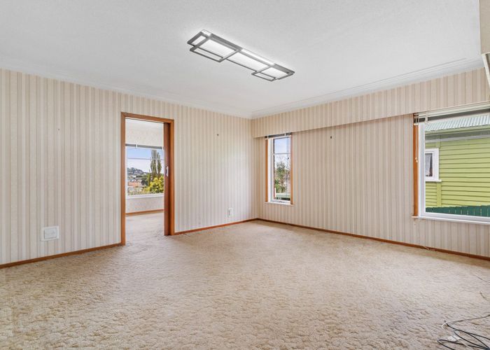  at 18 Parau Street, Mount Roskill, Auckland